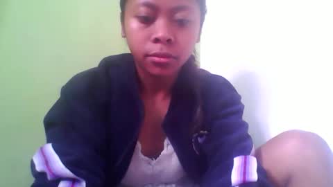 jayalydiah online show from September 25, 4:05 am