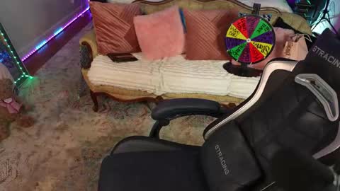 Snapshot of jaybeitsme chatting on March 15, 6:14 pm JennyBlighe online show from March 15, 6:14 pm