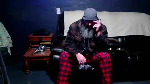 Grand Zaddy or Jay its casual online show from December 3, 6:37 am