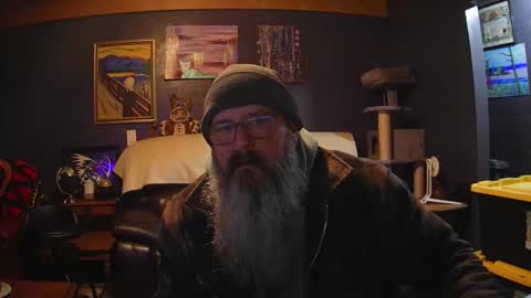 Snapshot of jaycanbefun chatting on April 11, 8:29 am Grand Zaddy or Jay its casual online show from April 11, 8:29 am