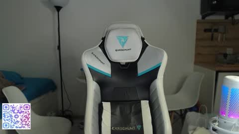 Jayce online show from February 7, 10:13 pm