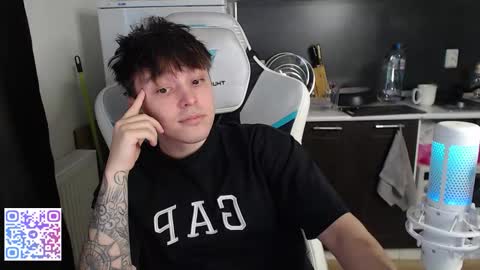 Jayce online show from February 26, 2:27 pm