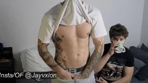 Snapshot of jaycex_69 chatting on April 21, 4:23 pm THE HOUSE online show from April 21, 4:23 pm
