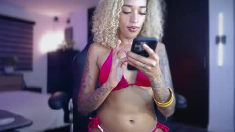 jayda fuego online show from March 28, 1:38 am