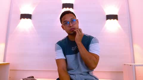 Snapshot of jayden_morris chatting on November 9, 11:19 am Jayden Morris online show from November 9, 11:19 am