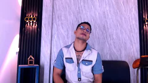 Snapshot of jayden_morris chatting on November 15, 11:29 am Jayden Morris online show from November 15, 11:29 am