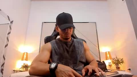 JAYDEN online show from June 24, 5:17 am