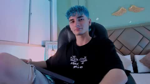 jaydenvillalobos online show from September 12, 9:48 pm