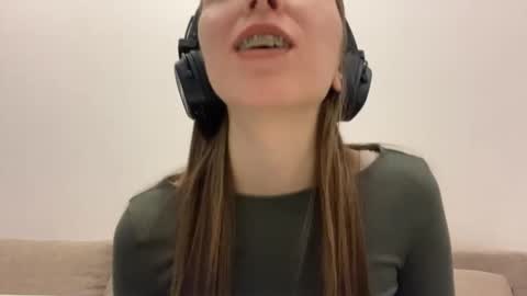 Snapshot of jayehubiak chatting on February 28, 12:17 pm Isabella Rose online show from February 28, 12:17 pm