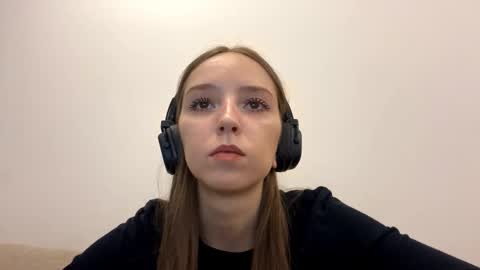 Snapshot of jayehubiak chatting on March 15, 2:23 pm Isabella Rose online show from March 15, 2:23 pm