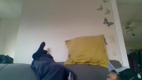 Snapshot of jayjay697 chatting on December 6, 6:50 pm make me play online show from December 6, 6:50 pm