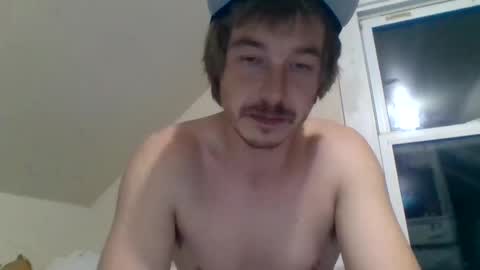 Snapshot of jayjay697 chatting on January 14, 12:11 am make me play online show from January 14, 12:11 am