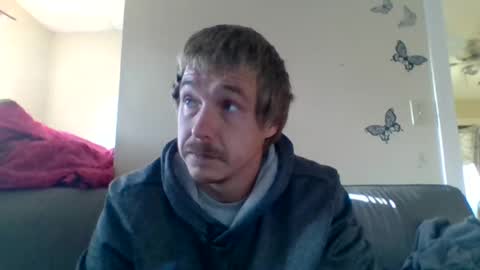 Snapshot of jayjay697 chatting on September 16, 11:22 am make me play online show from September 16, 11:22 am