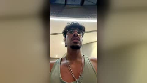 jayluvsu69 online show from July 12, 7:32 am