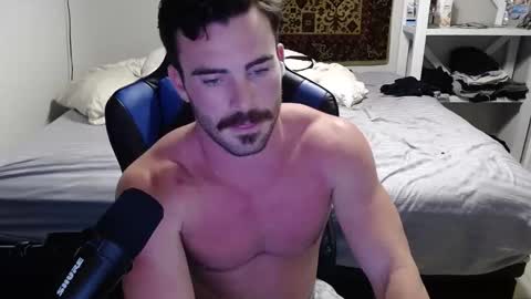 Snapshot of jaypipeahoe chatting on October 2, 2:18 am jaypipeahoe online show from October 2, 2:18 am