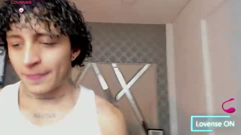 Snapshot of jaytaylorr chatting on June 25, 7:51 pm Jay Taylor online show from June 25, 7:51 pm