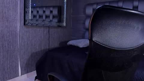 Snapshot of jaze_bradley chatting on September 22, 11:12 am jaze_bradley online show from September 22, 11:12 am