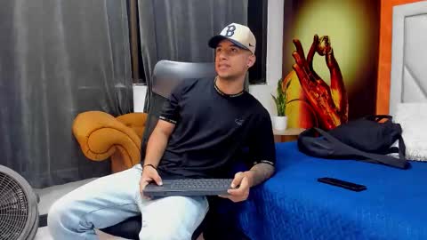 jaze_bradley online show from November 29, 11:24 am