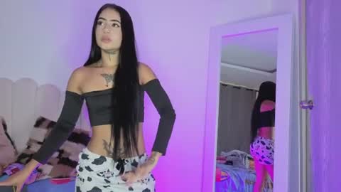 Snapshot of jazmin_002 chatting on June 24, 9:47 pm JAZMIN online show from June 24, 9:47 pm