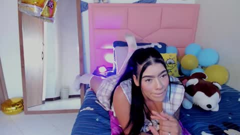 jazmin  online show from September 29, 6:35 pm