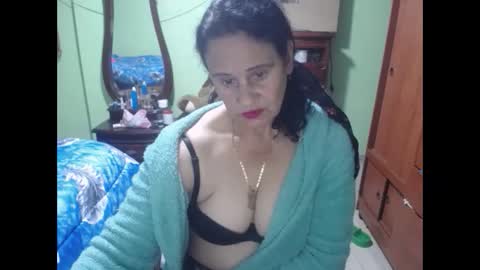 jazmim online show from January 29, 12:01 am