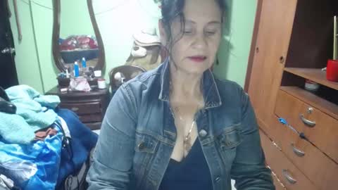jazmim online show from January 29, 1:28 pm