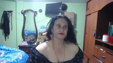 jazmim online show from February 8, 1:11 am