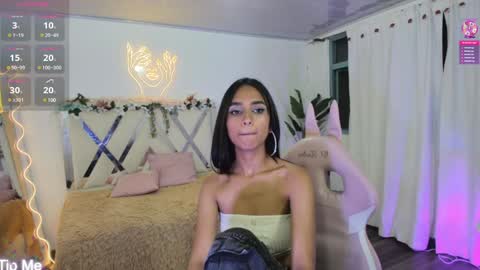 Jazmin  online show from January 10, 1:32 am