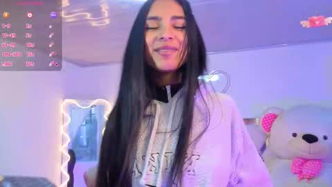 Snapshot of jazmin_tay chatting on September 22, 11:45 am Jazmin online show from September 22, 11:45 am