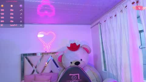 Snapshot of jazmin_tay chatting on September 28, 11:48 am Jazmin online show from September 28, 11:48 am