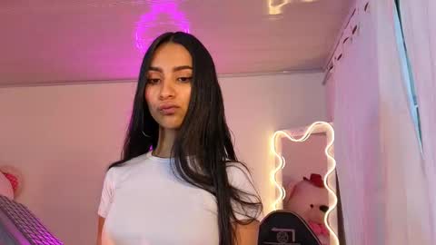 Snapshot of jazmin_tay chatting on October 7, 11:40 am Jazmin online show from October 7, 11:40 am