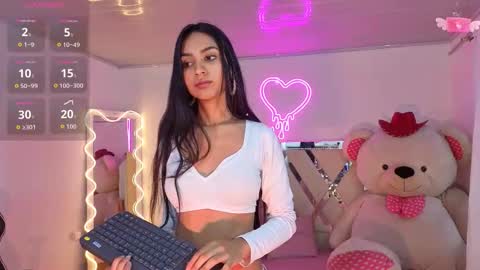 Snapshot of jazmin_tay chatting on October 12, 11:42 am Jazmin online show from October 12, 11:42 am