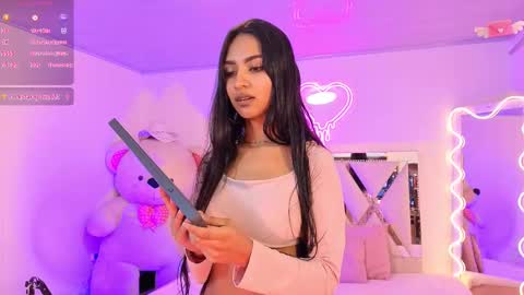 Snapshot of jazmin_tay chatting on October 18, 11:44 am Jazmin online show from October 18, 11:44 am