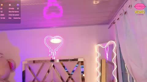 Snapshot of jazmin_tay chatting on October 22, 11:43 am Jazmin online show from October 22, 11:43 am