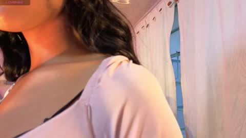 Snapshot of jazmin_tay chatting on October 28, 11:36 am Jazmin online show from October 28, 11:36 am