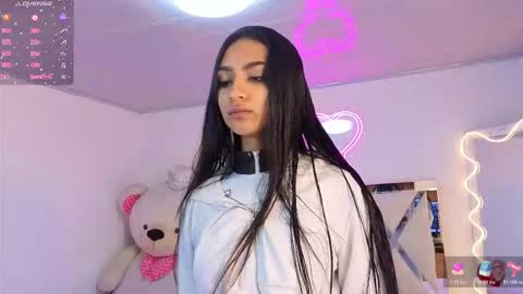 Snapshot of jazmin_tay chatting on November 9, 11:41 am Jazmin online show from November 9, 11:41 am