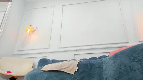 Jasmine  online show from February 9, 6:54 am