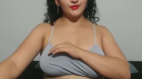 Snapshot of jazminepark chatting on November 28, 12:57 am JazminePark online show from November 28, 12:57 am