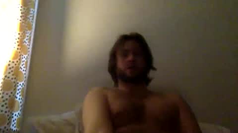 Snapshot of jazzman460569 chatting on April 19, 7:40 am jazzman460569 online show from April 19, 7:40 am