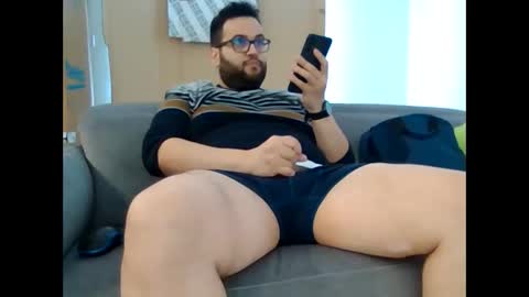 Josbon23 online show from December 13, 8:51 am