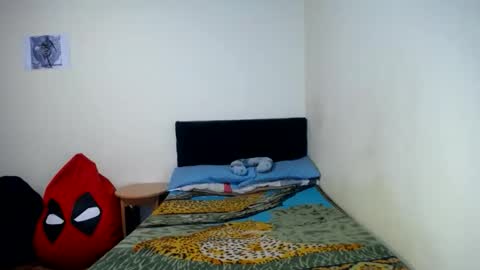 jboy_s online show from October 6, 4:10 am