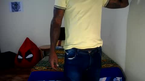 jboy_s online show from May 4, 3:13 am