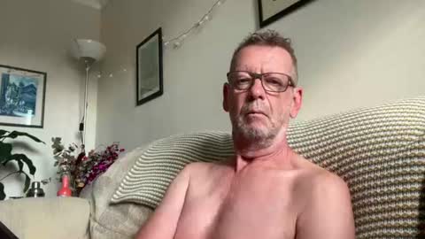 Snapshot of jcar57 chatting on July 26, 6:54 am Jon online show from July 26, 6:54 am