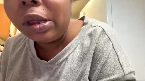 JCCaramelbarbie online show from January 20, 6:43 pm