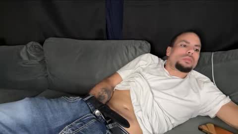 JcMax305 online show from March 28, 9:25 pm