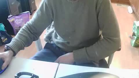 Snapshot of jd19852 chatting on February 22, 6:50 pm jd19852 online show from February 22, 6:50 pm