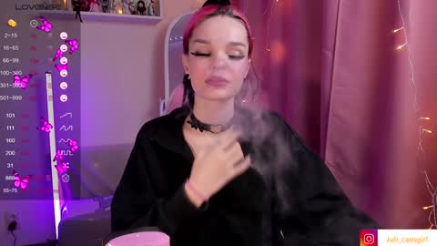 Julia online show from January 22, 6:41 pm