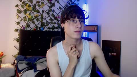 jeam_hot online show from December 18, 10:05 pm