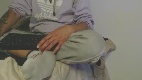 jeampier_sexy online show from January 7, 11:35 pm
