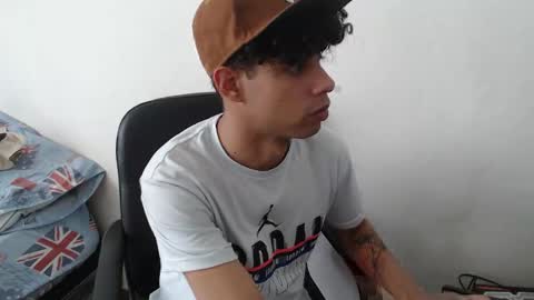 jeampier_sexy online show from September 14, 9:58 pm
